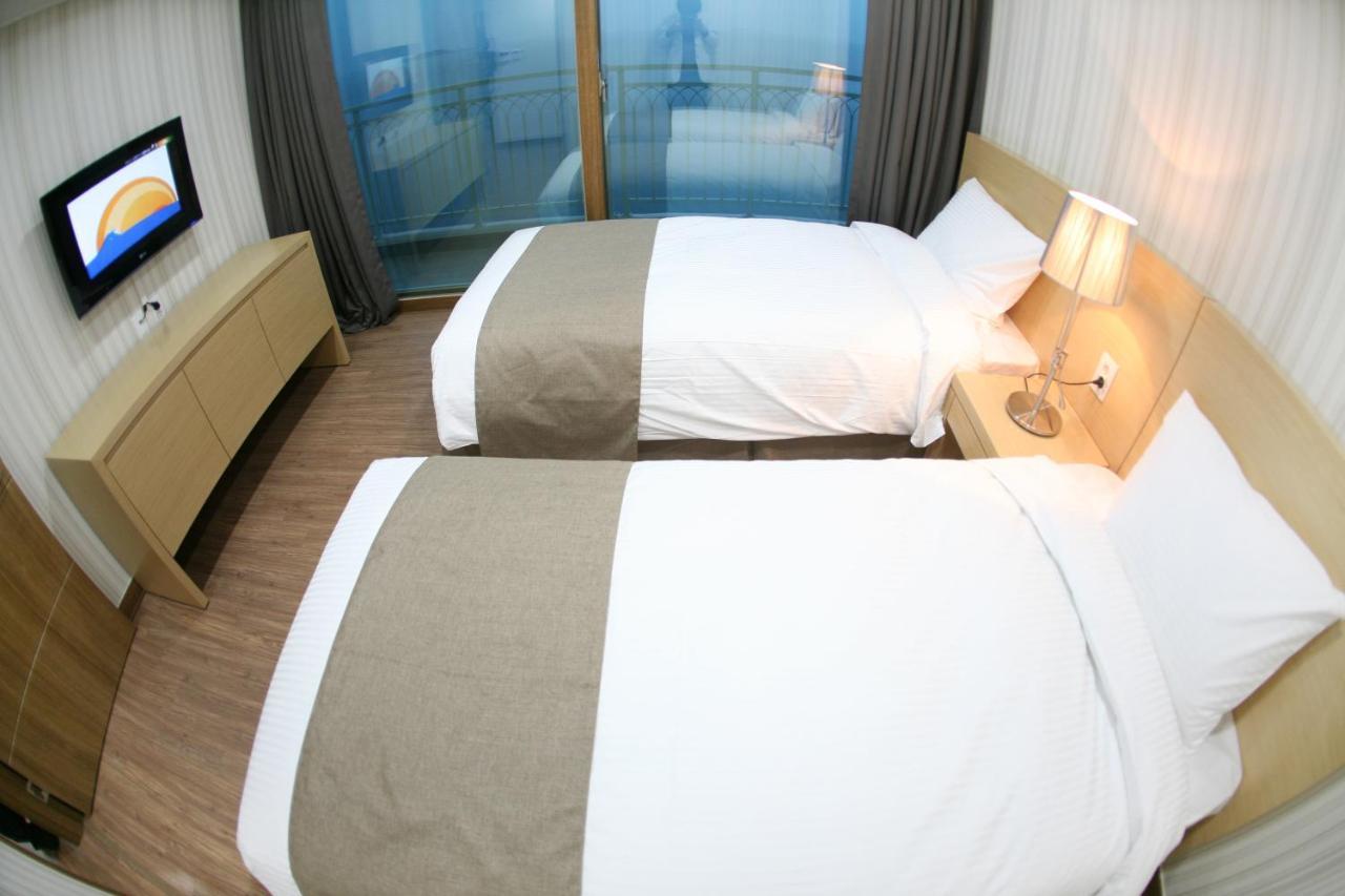 Mohang Haenaru Family Hotel Buan Eksteriør bilde