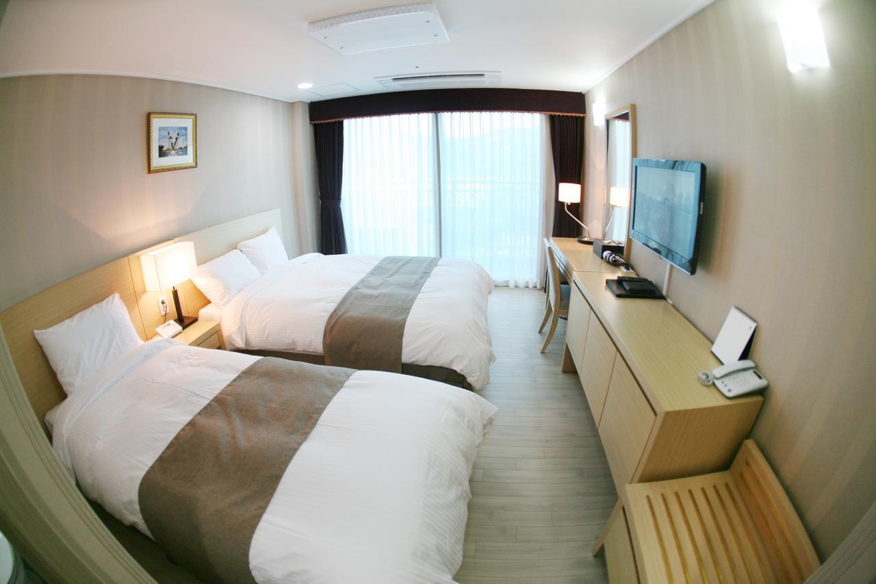 Mohang Haenaru Family Hotel Buan Eksteriør bilde